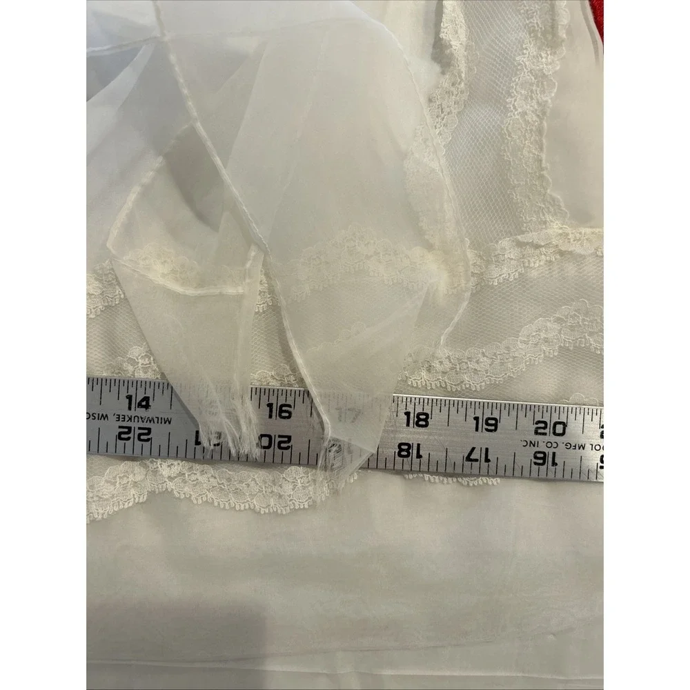 Vintage 1940s Sheer Organdy Eyelet Half Apron Women OS White Strawberry Floral